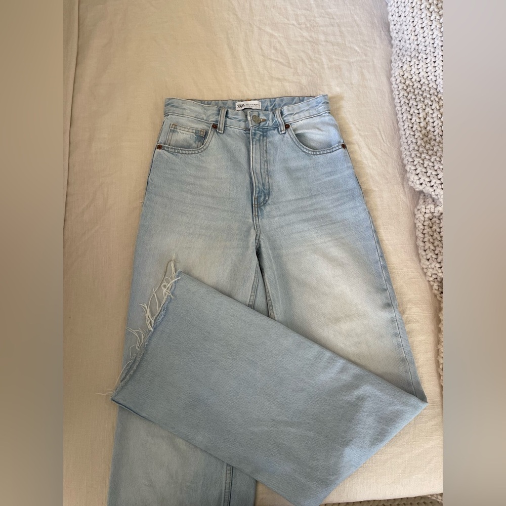 Long high waisted light wash jeans